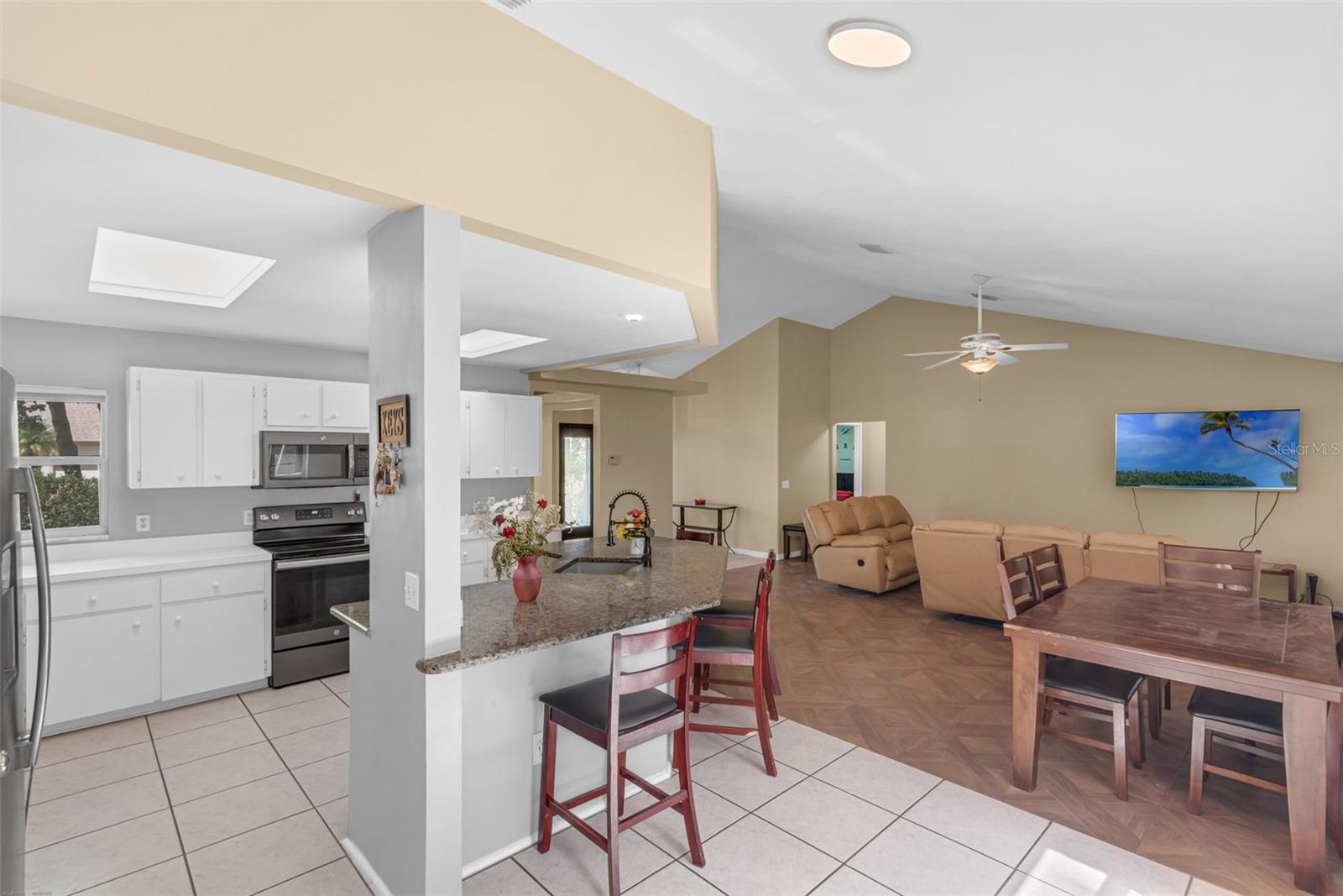 156 ASHLEY ST, GROVELAND, FL, 34736