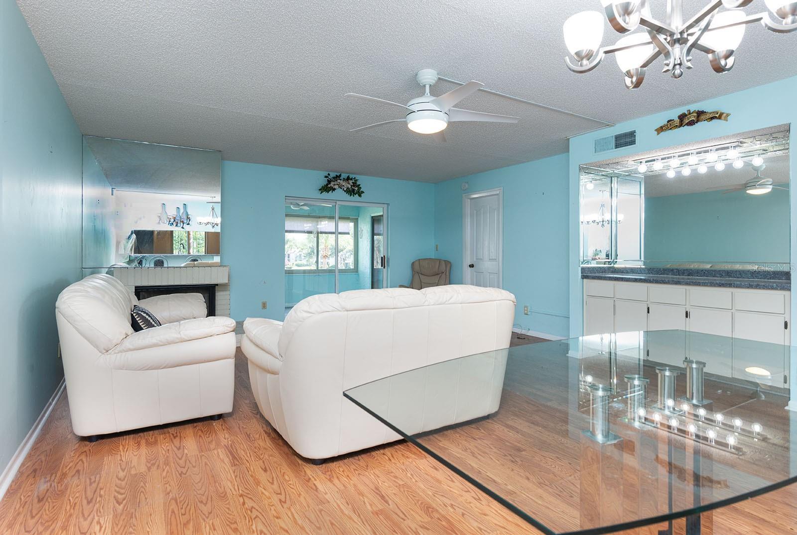 3 ESCONDIDO CIR #8, ALTAMONTE SPRINGS, FL, 32701