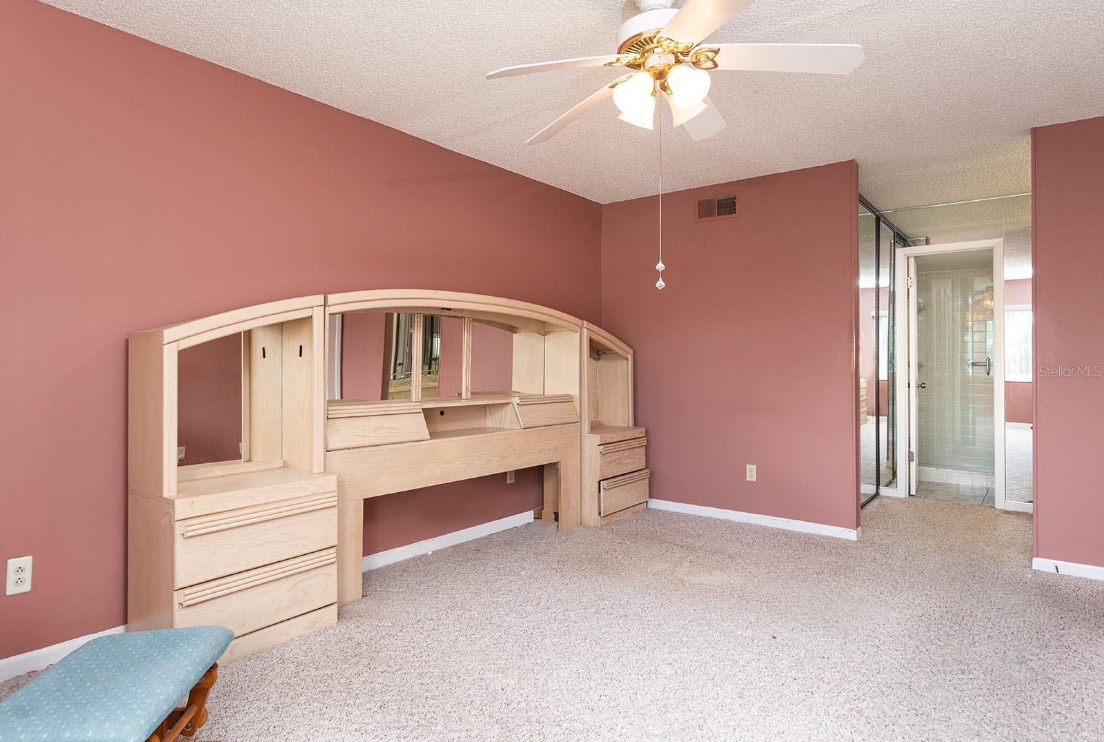 3 ESCONDIDO CIR #8, ALTAMONTE SPRINGS, FL, 32701