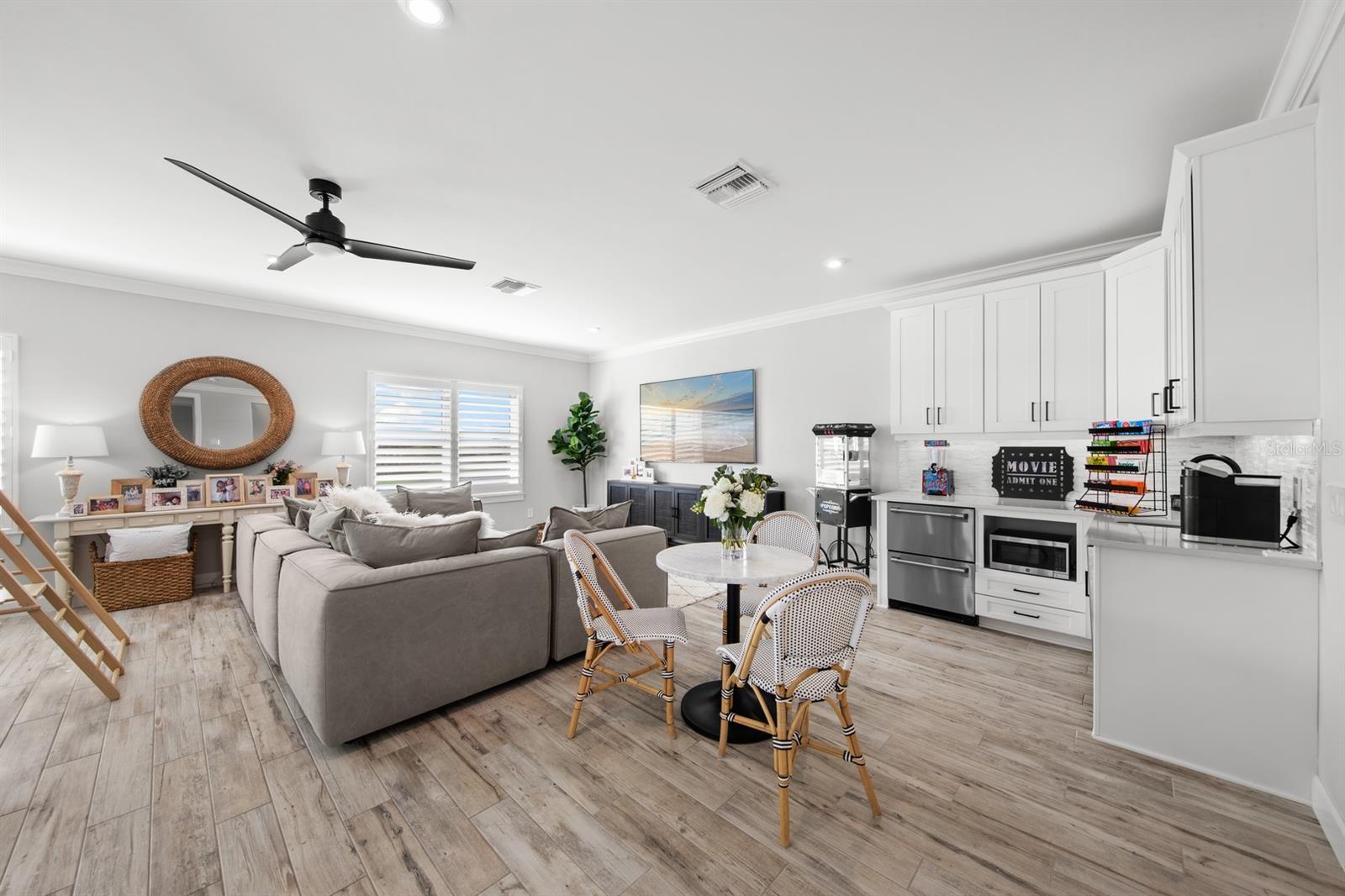 A4667711 Property Photo