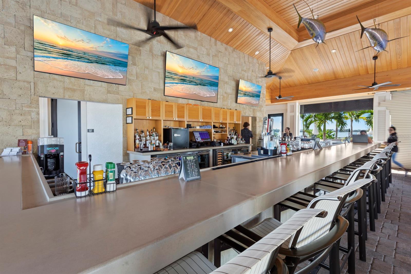 A4667711 Property Photo