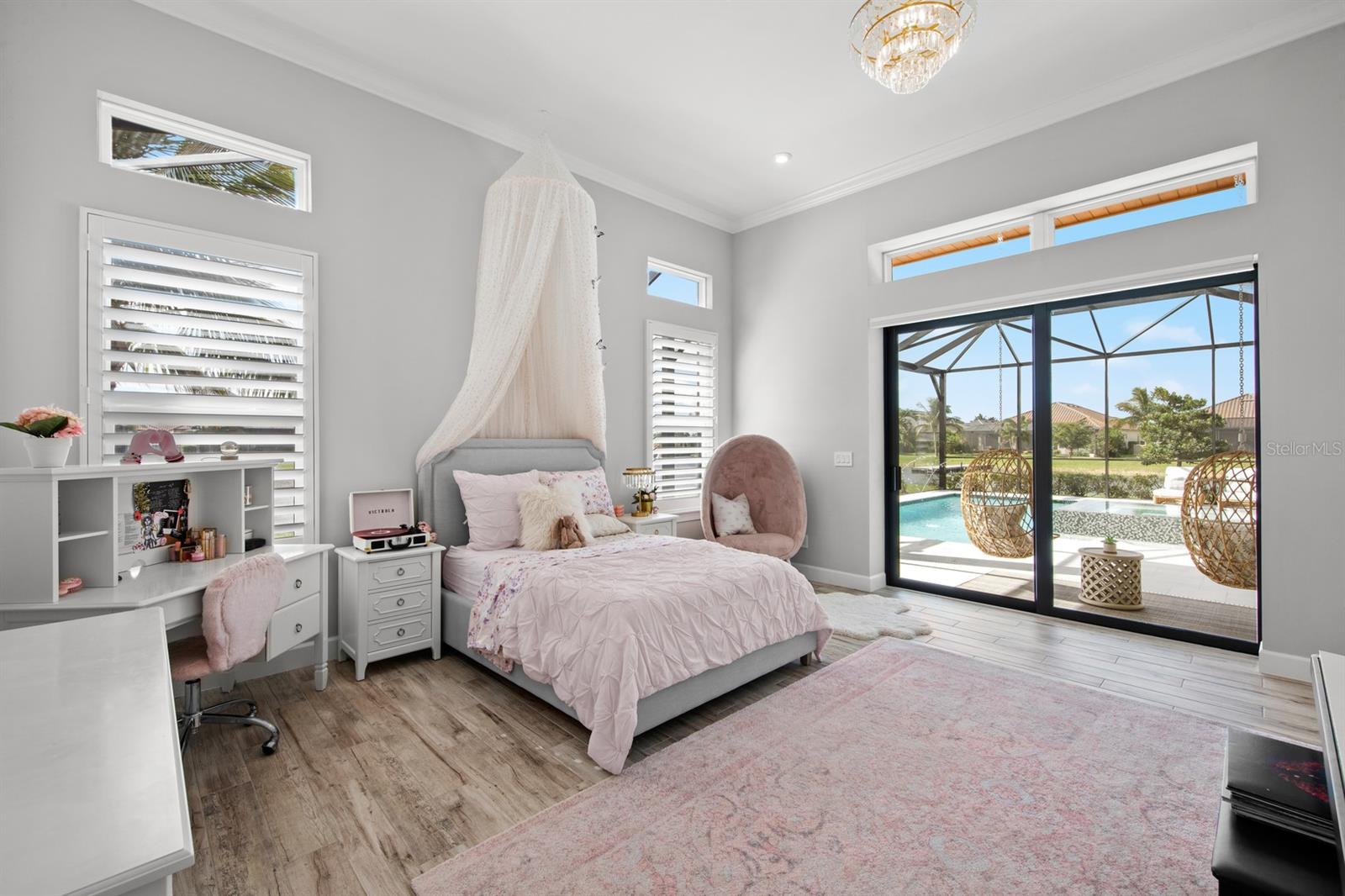 A4667711 Property Photo