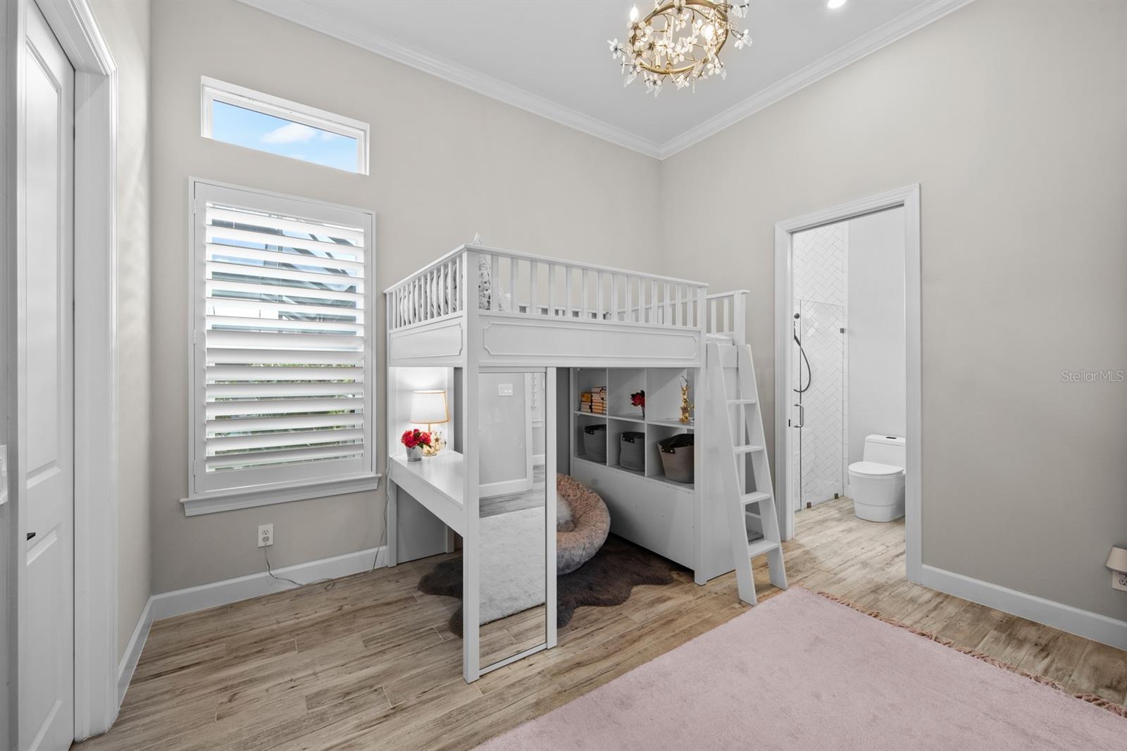 A4667711 Property Photo