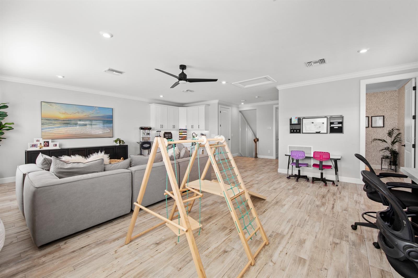 A4667711 Property Photo