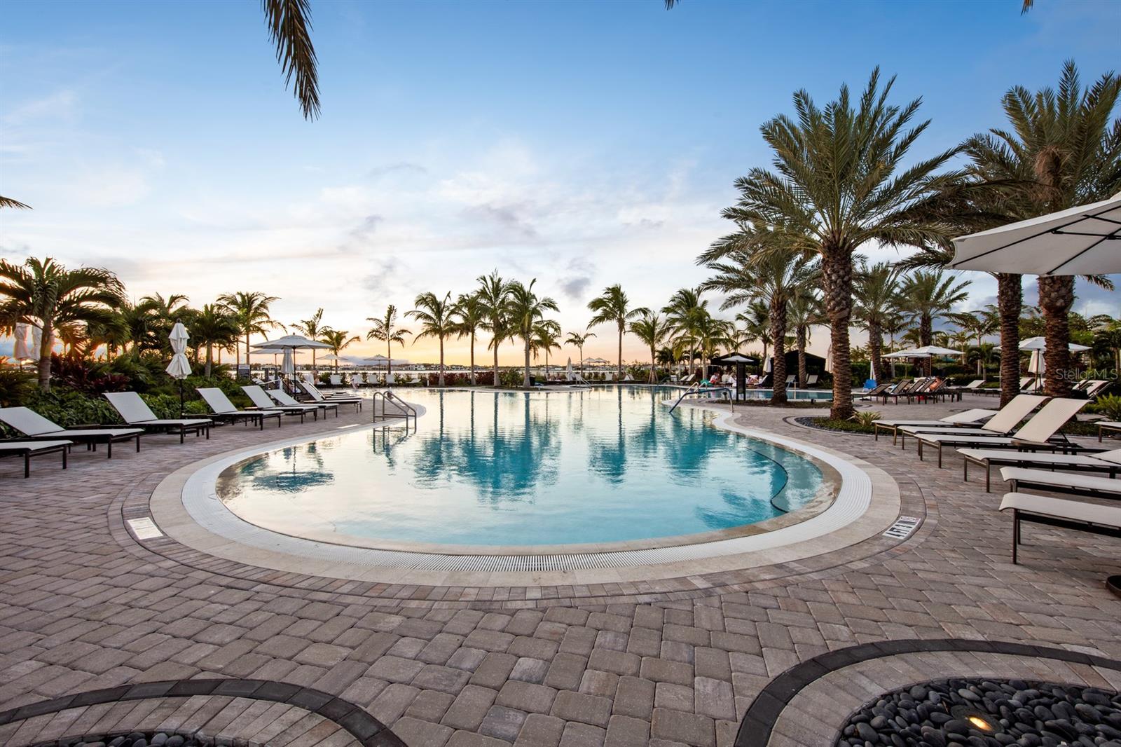 A4667711 Property Photo