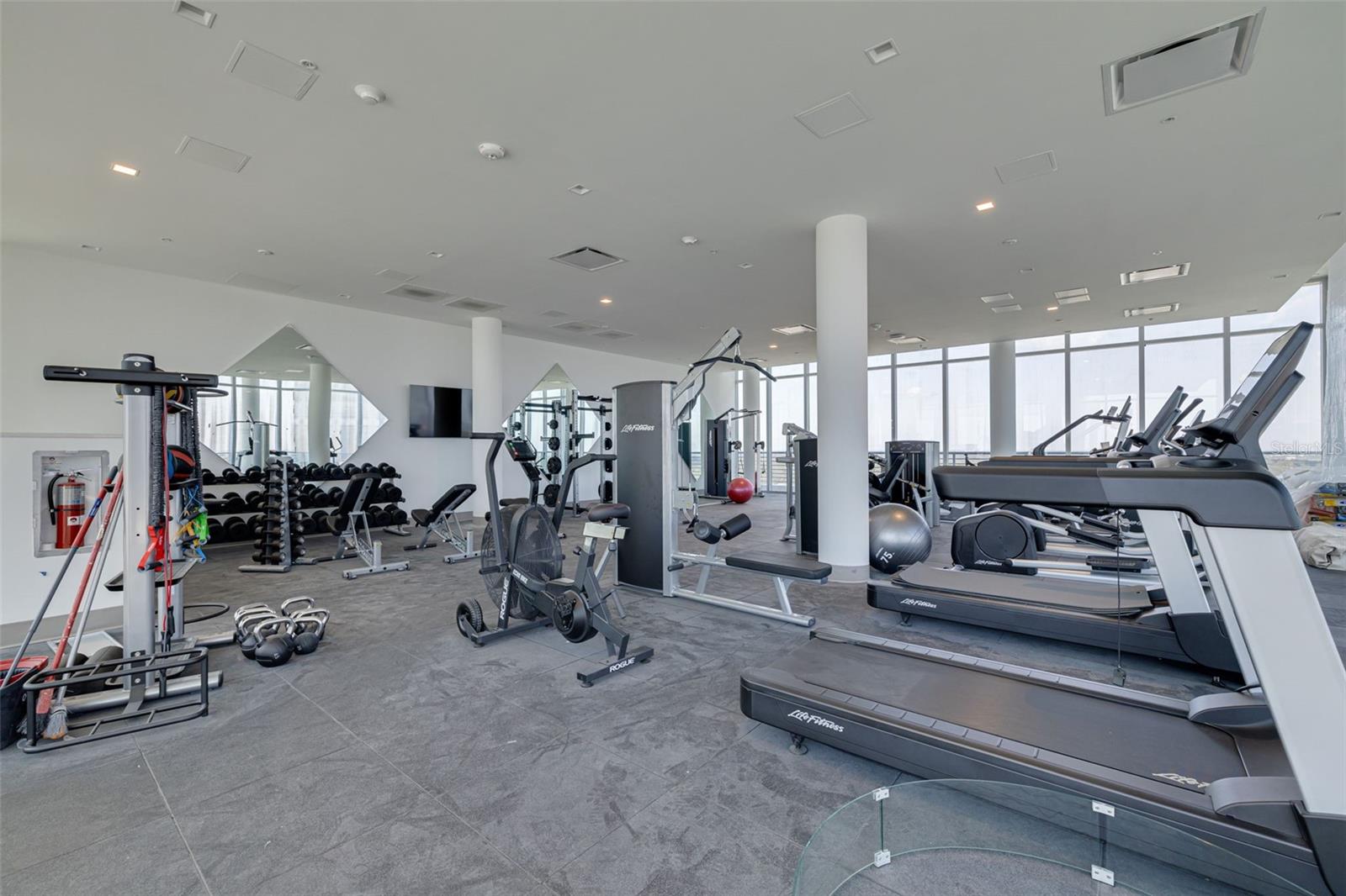 777 3RD AVE N #1106, ST PETERSBURG, FL, 33701