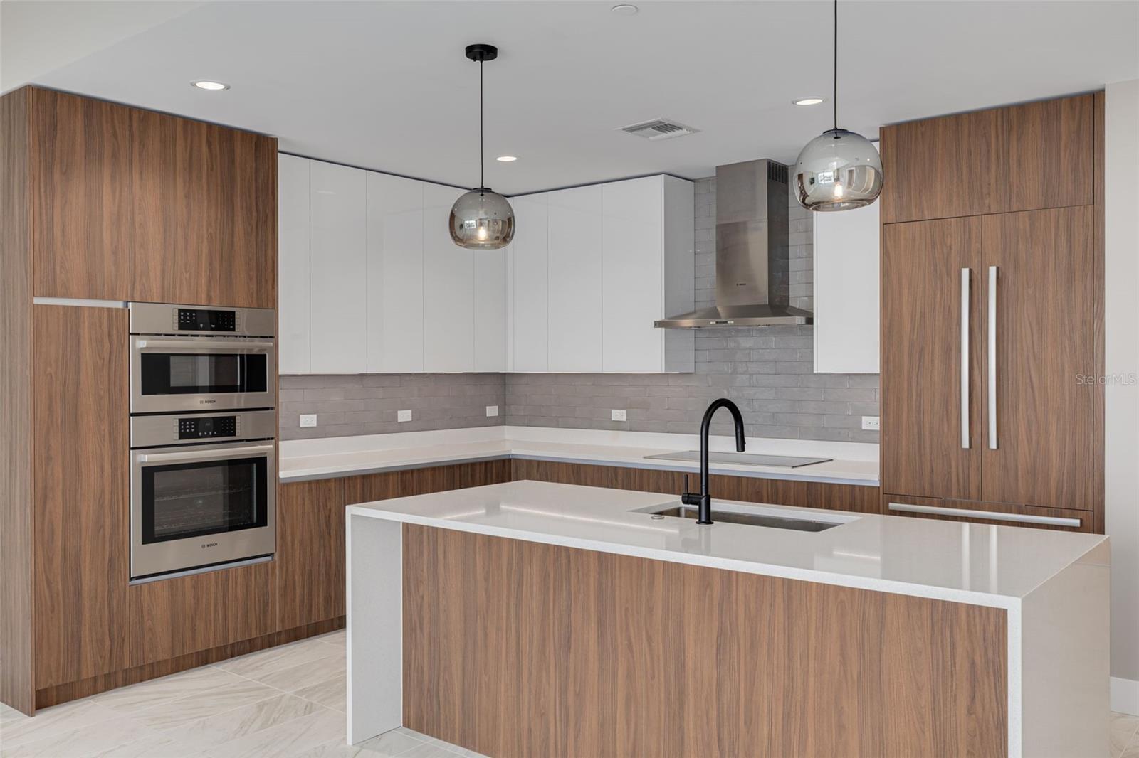 777 3RD AVE N #1106, ST PETERSBURG, FL, 33701