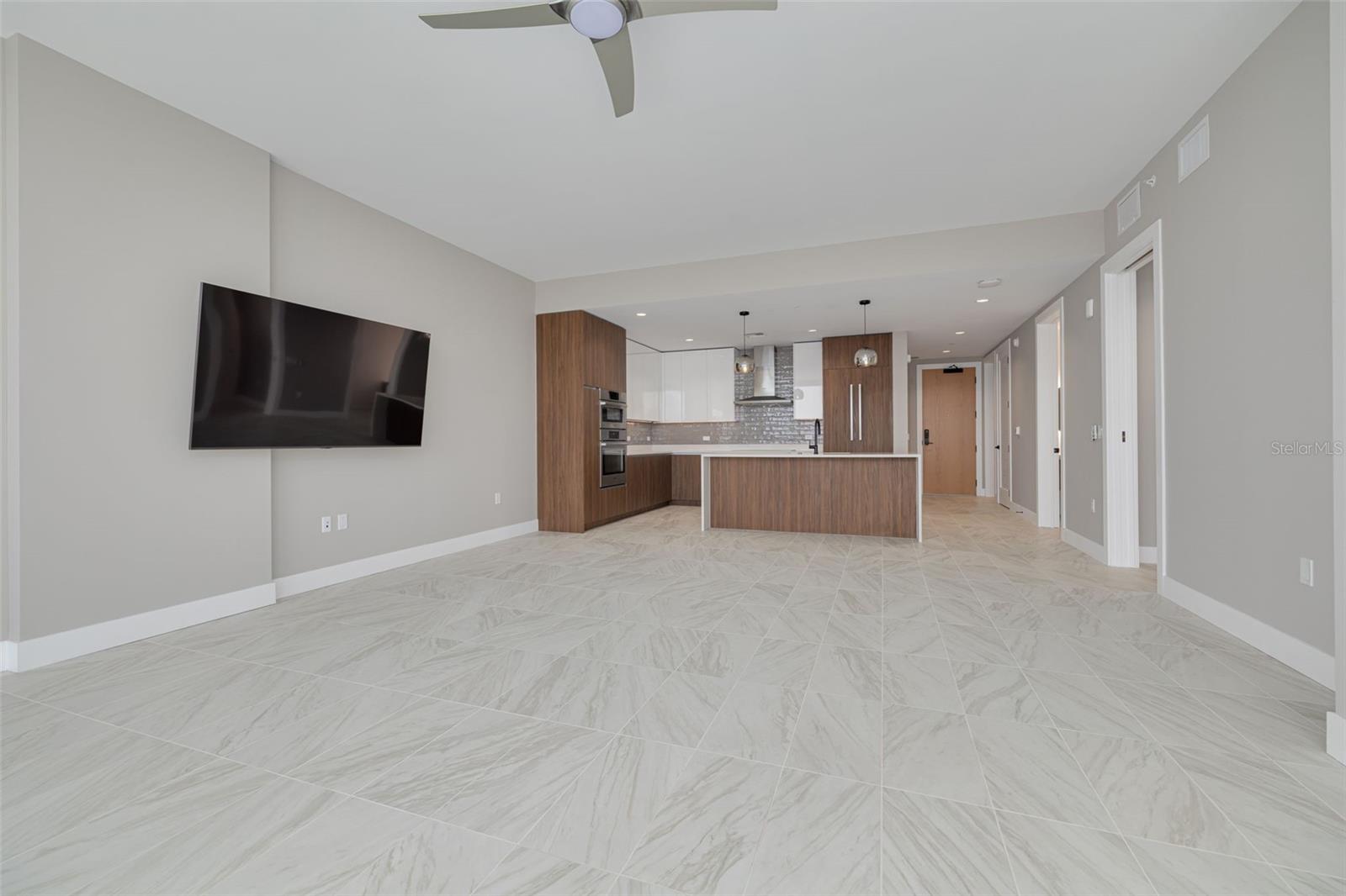 777 3RD AVE N #1106, ST PETERSBURG, FL, 33701