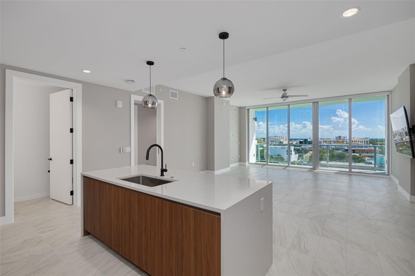 777 3RD AVE N #1106, ST PETERSBURG, FL, 33701