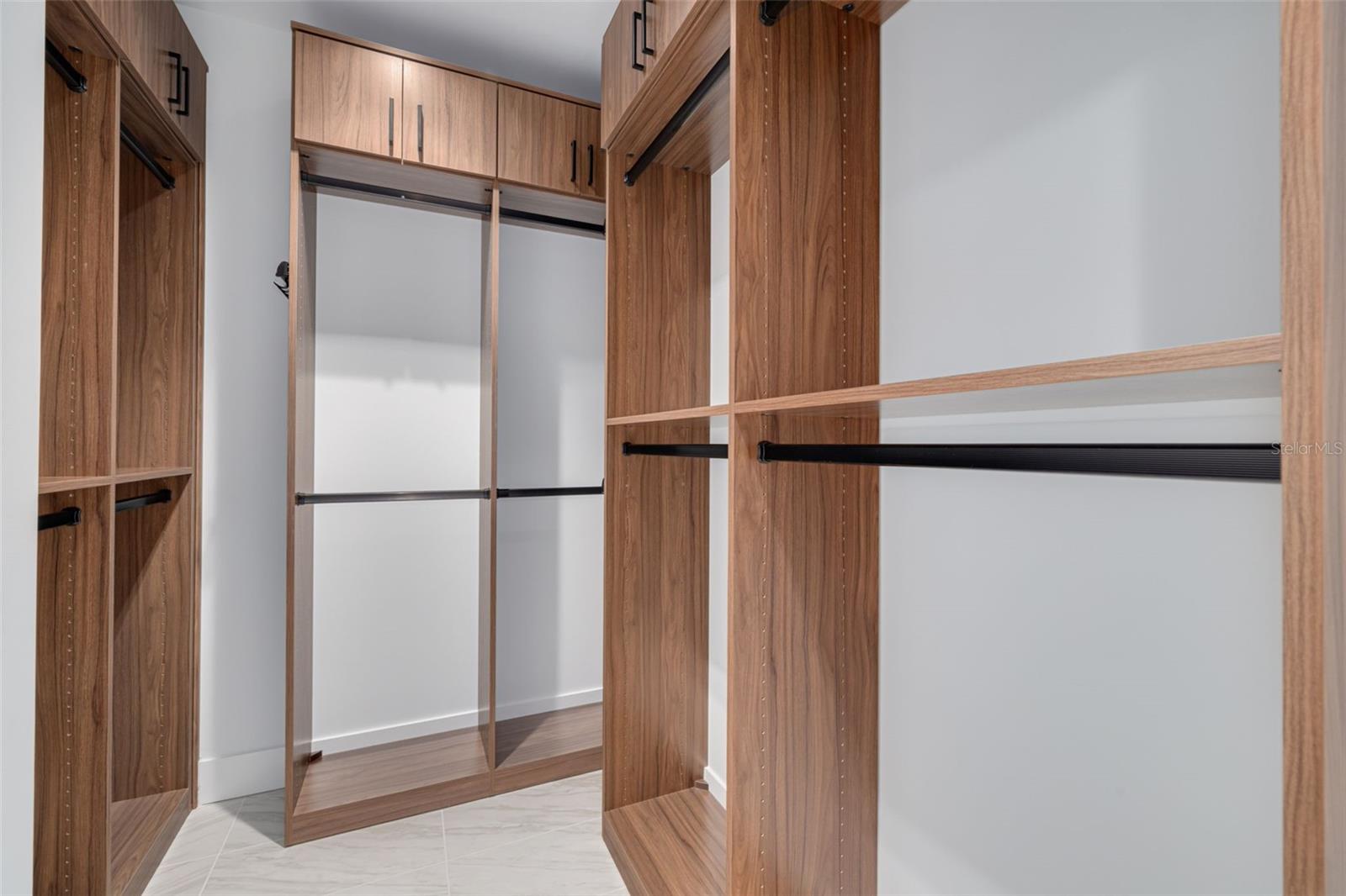 777 3RD AVE N #1106, ST PETERSBURG, FL, 33701