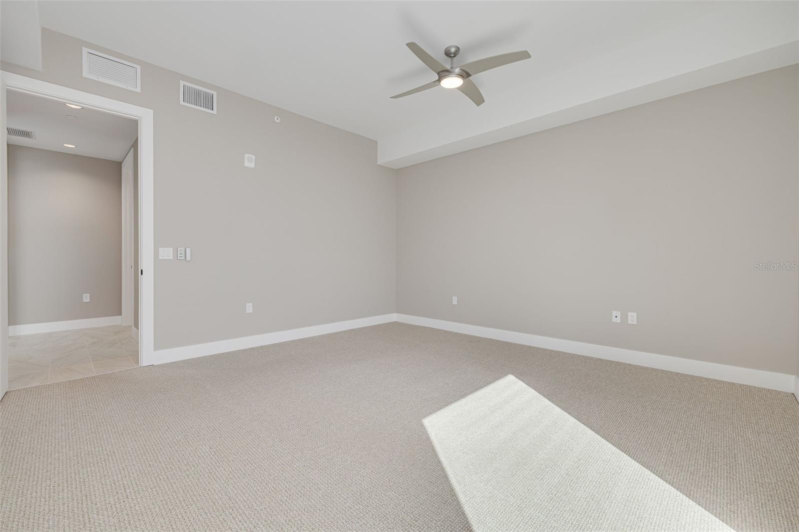 777 3RD AVE N #1106, ST PETERSBURG, FL, 33701