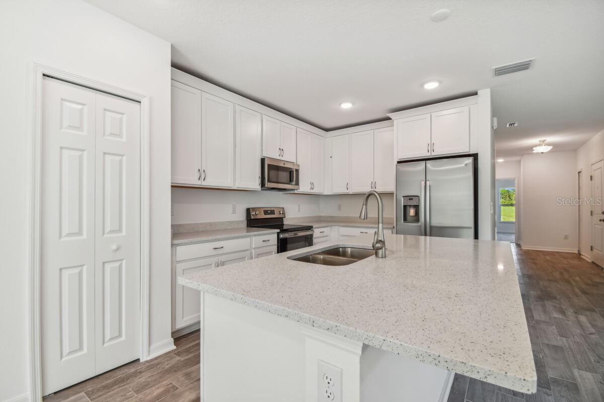 16896 CELEBRATION DR, PORT CHARLOTTE, FL, 33953