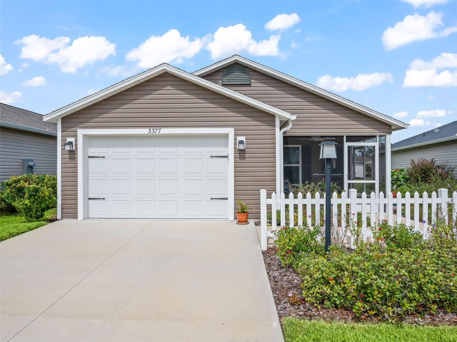 THE VILLAGES, THE VILLAGES, FL, 32163