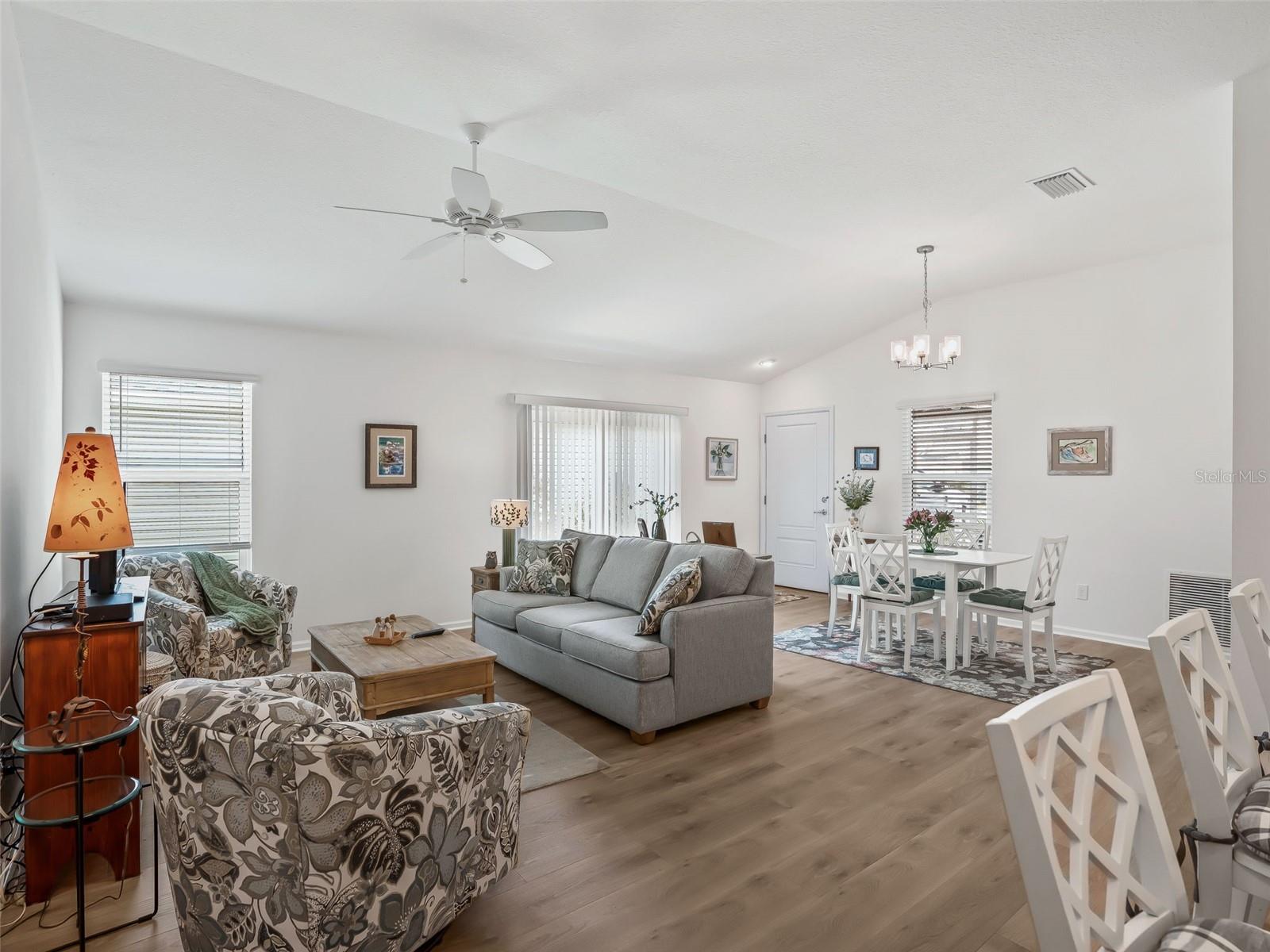 THE VILLAGES, THE VILLAGES, FL, 32163