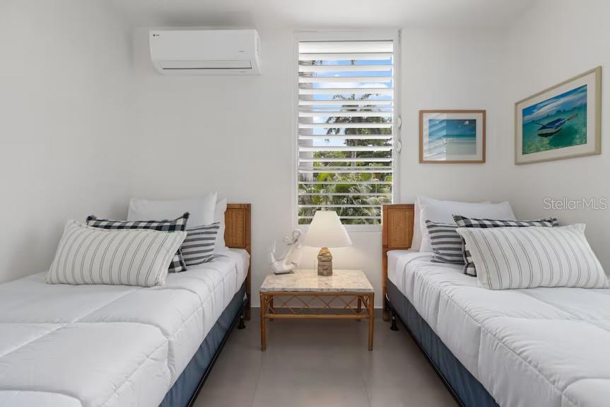 PR9116561 Property Photo