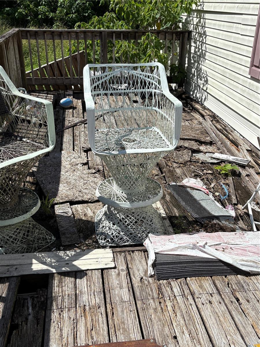 TB8435688 Property Photo