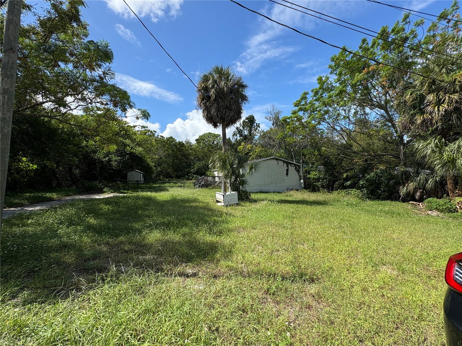 TB8435688 Property Photo