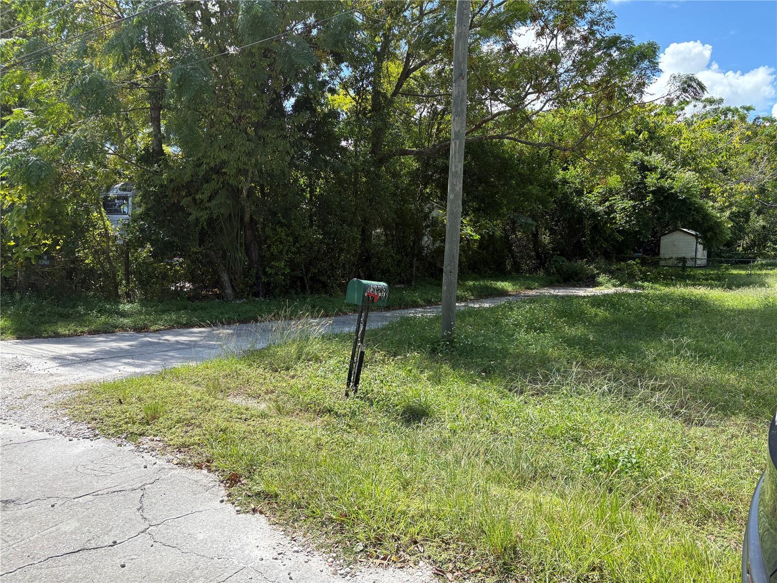 TB8435688 Property Photo