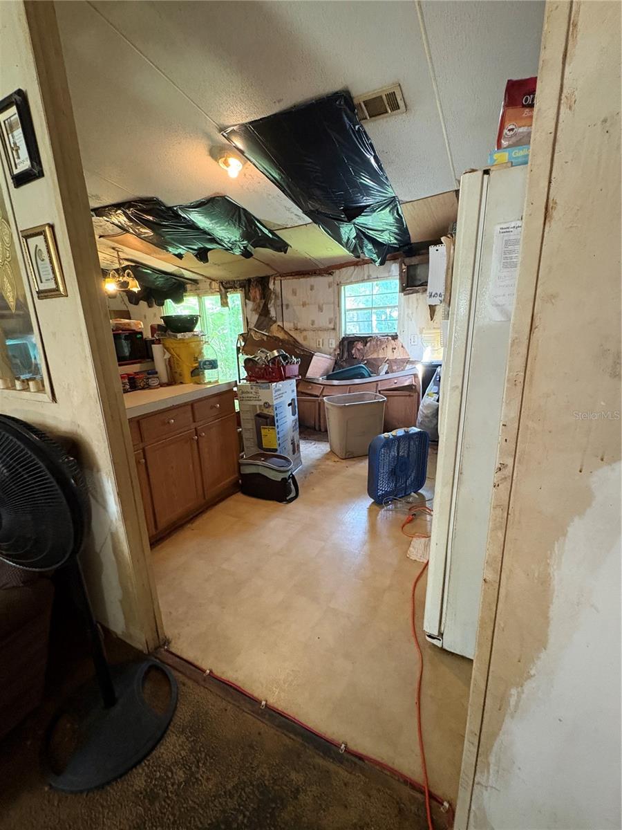 TB8435688 Property Photo