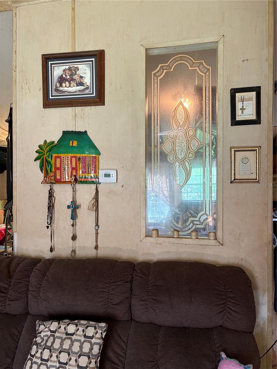 TB8435688 Property Photo