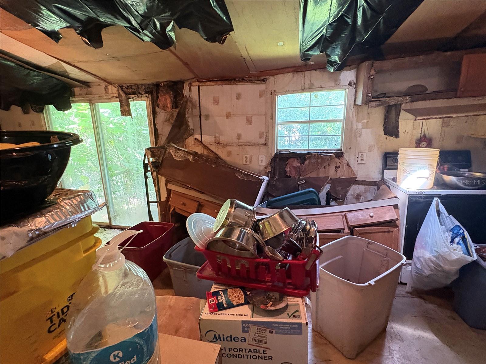 TB8435688 Property Photo