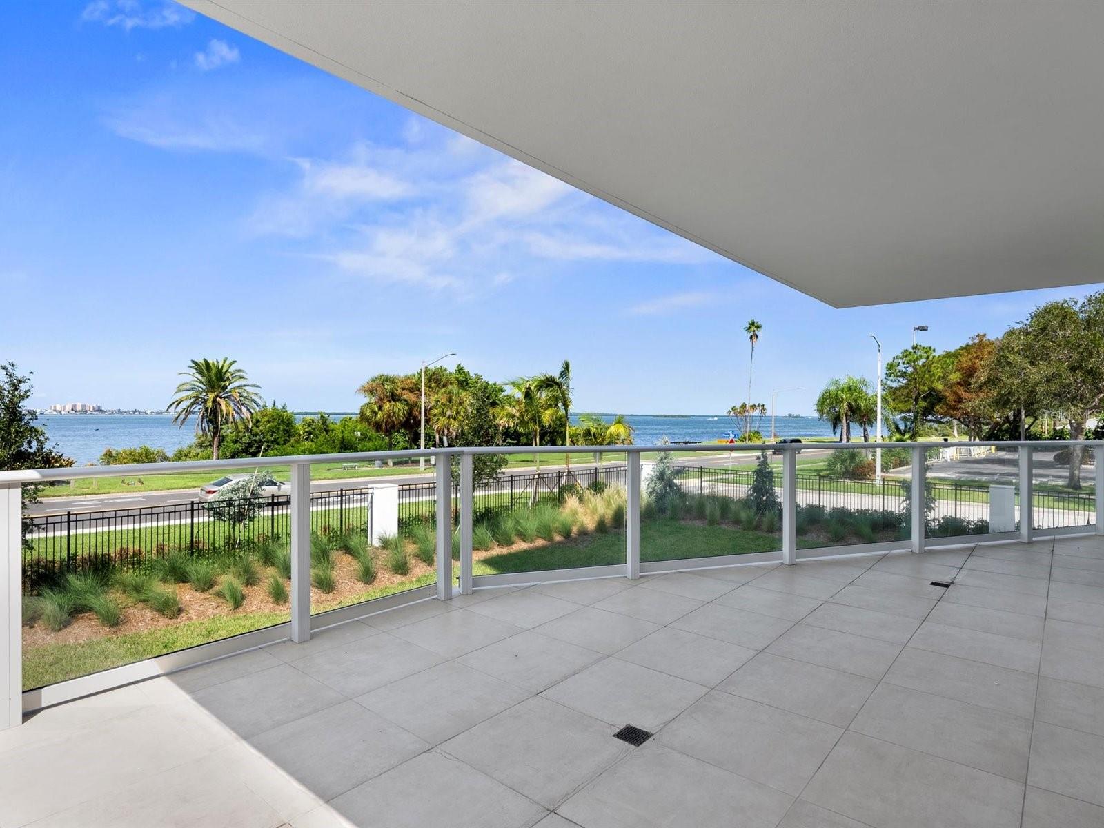 1020 SUNSET POINT RD #103, CLEARWATER, FL, 33755