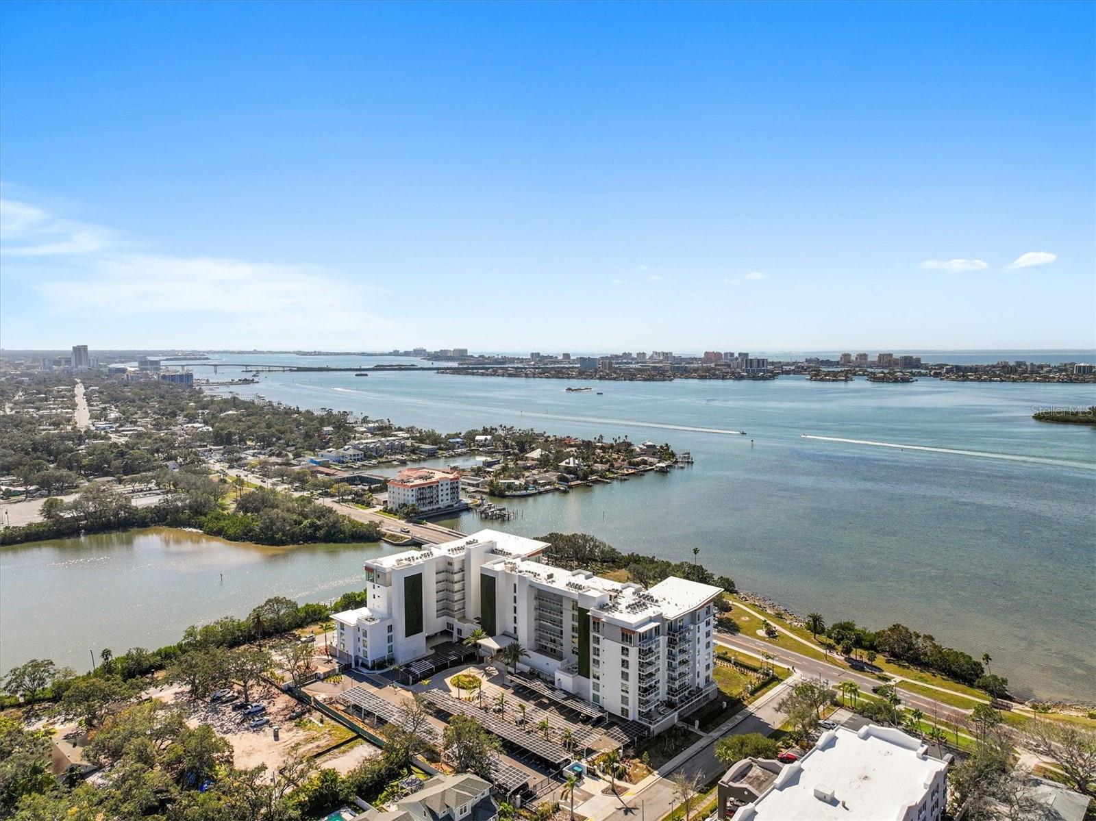 1020 SUNSET POINT RD #103, CLEARWATER, FL, 33755