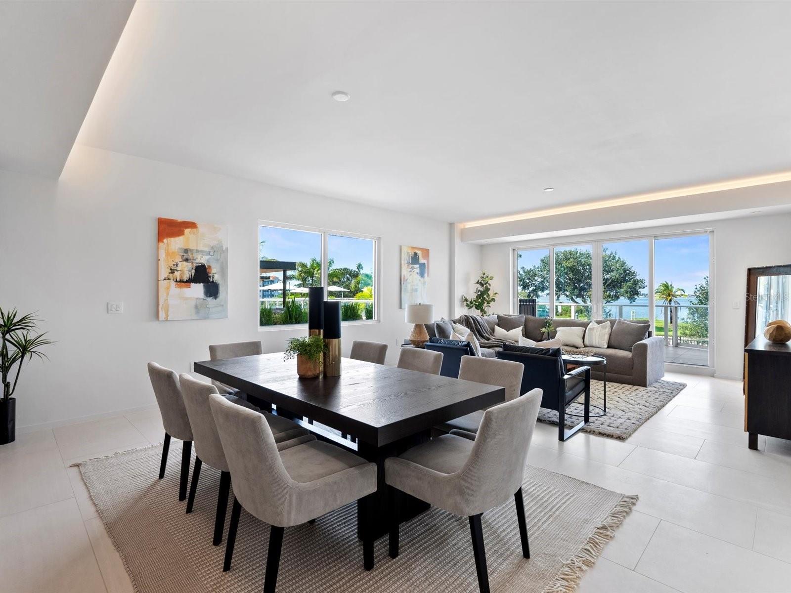 1020 SUNSET POINT RD #103, CLEARWATER, FL, 33755