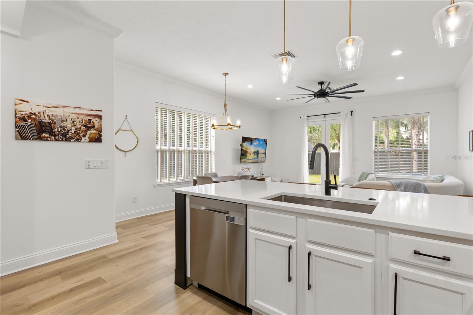 2011 E ESTHER ST, ORLANDO, FL, 32806