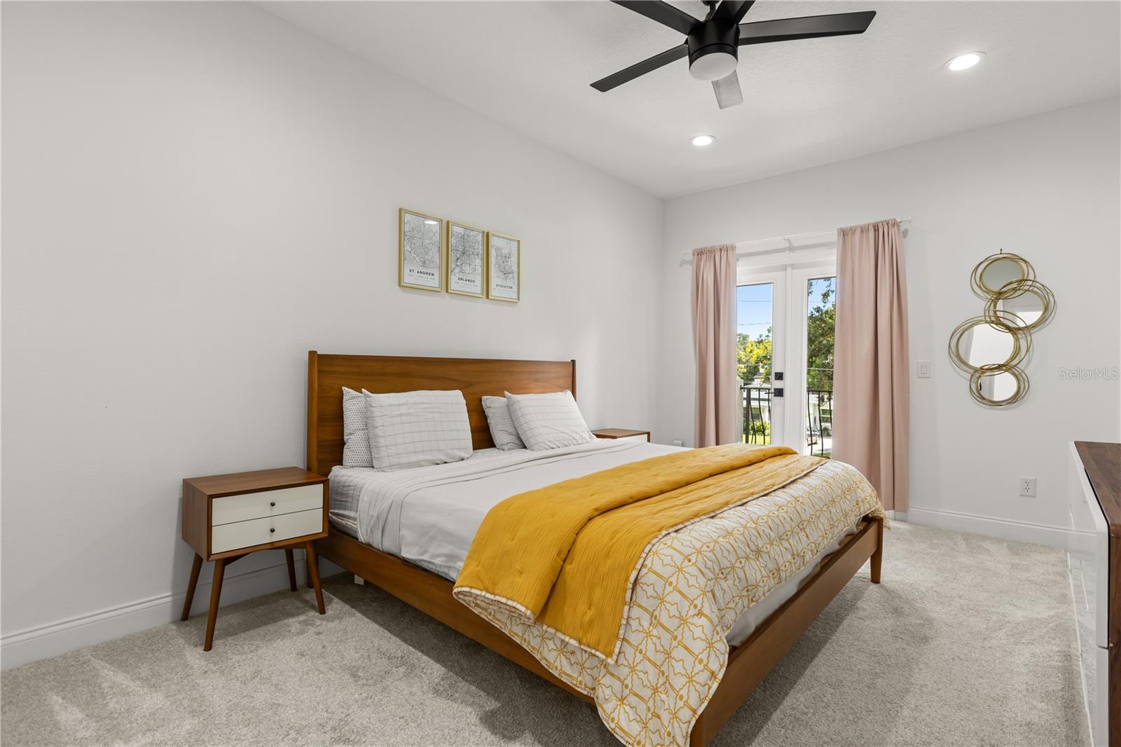 2011 E ESTHER ST, ORLANDO, FL, 32806