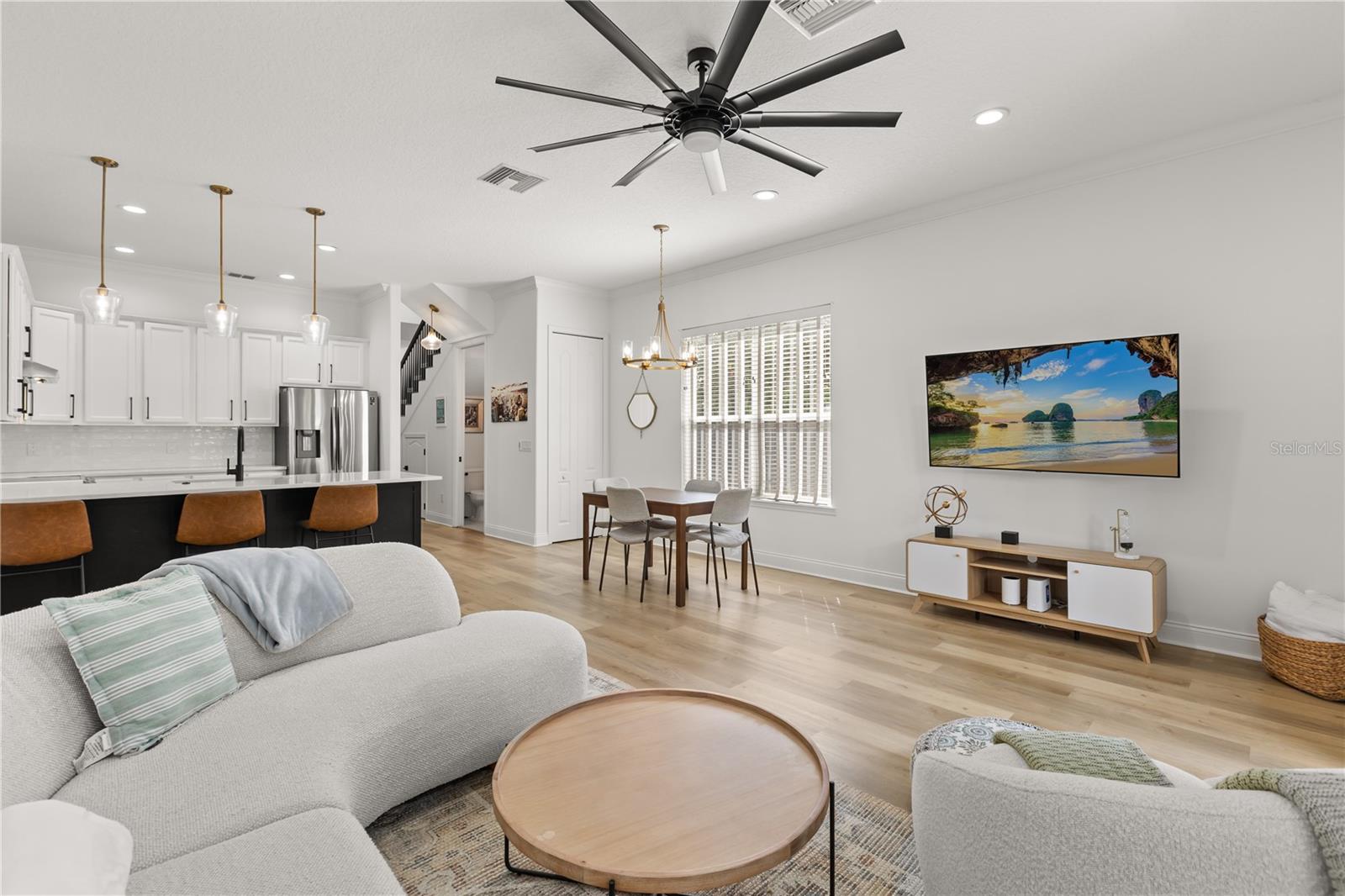 2011 E ESTHER ST, ORLANDO, FL, 32806