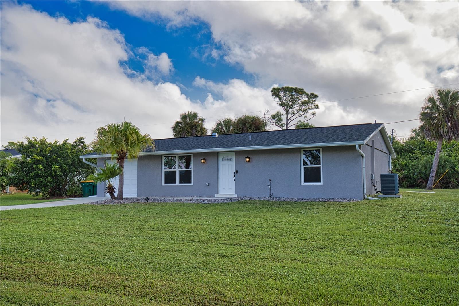 2428 COLLINGSWOOD BLVD, PORT CHARLOTTE, FL, 33948