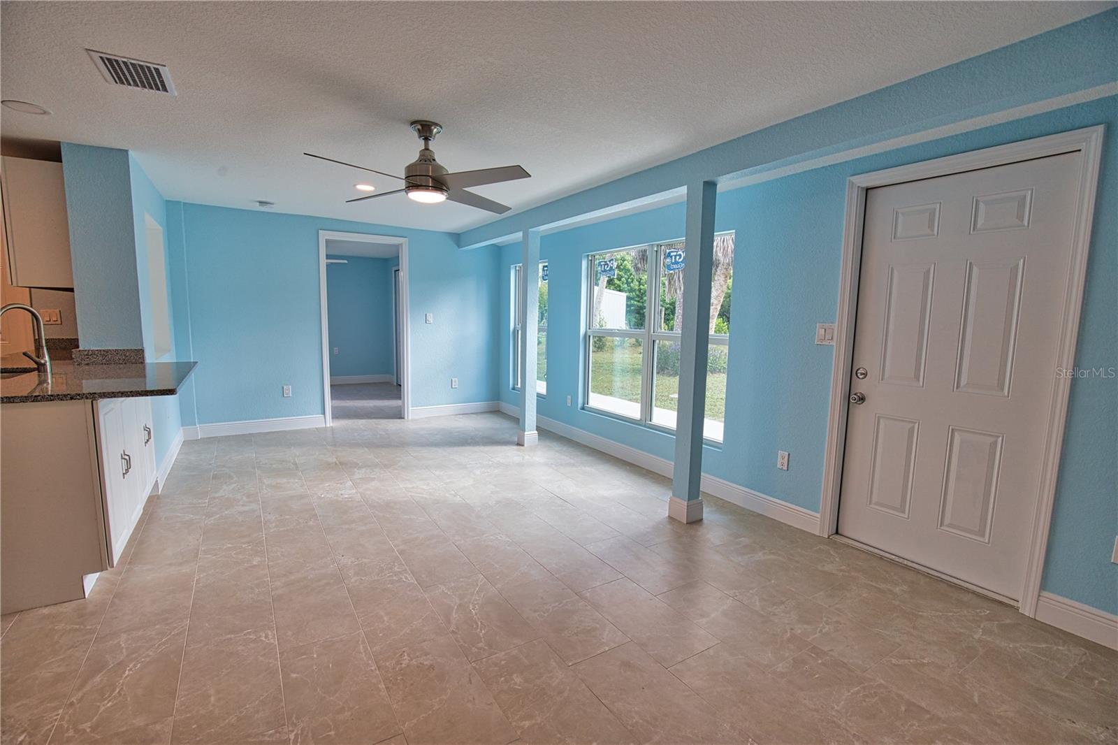 2428 COLLINGSWOOD BLVD, PORT CHARLOTTE, FL, 33948