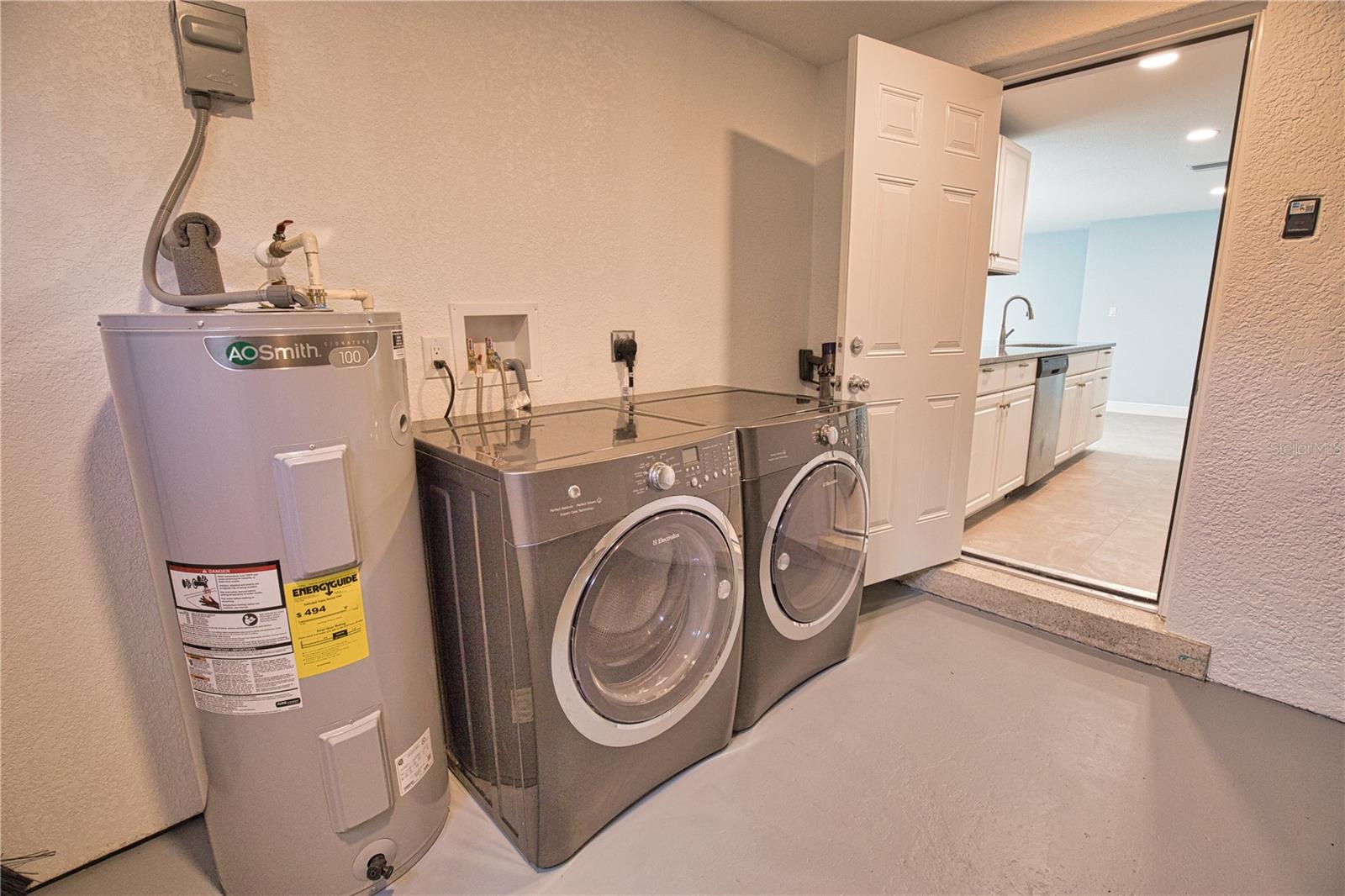 2428 COLLINGSWOOD BLVD, PORT CHARLOTTE, FL, 33948