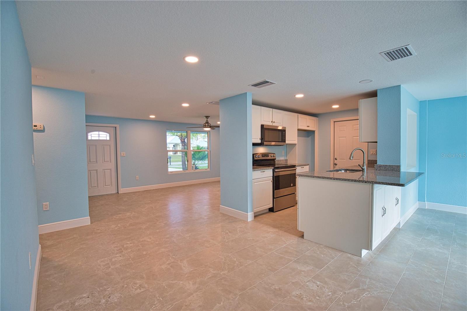 2428 COLLINGSWOOD BLVD, PORT CHARLOTTE, FL, 33948