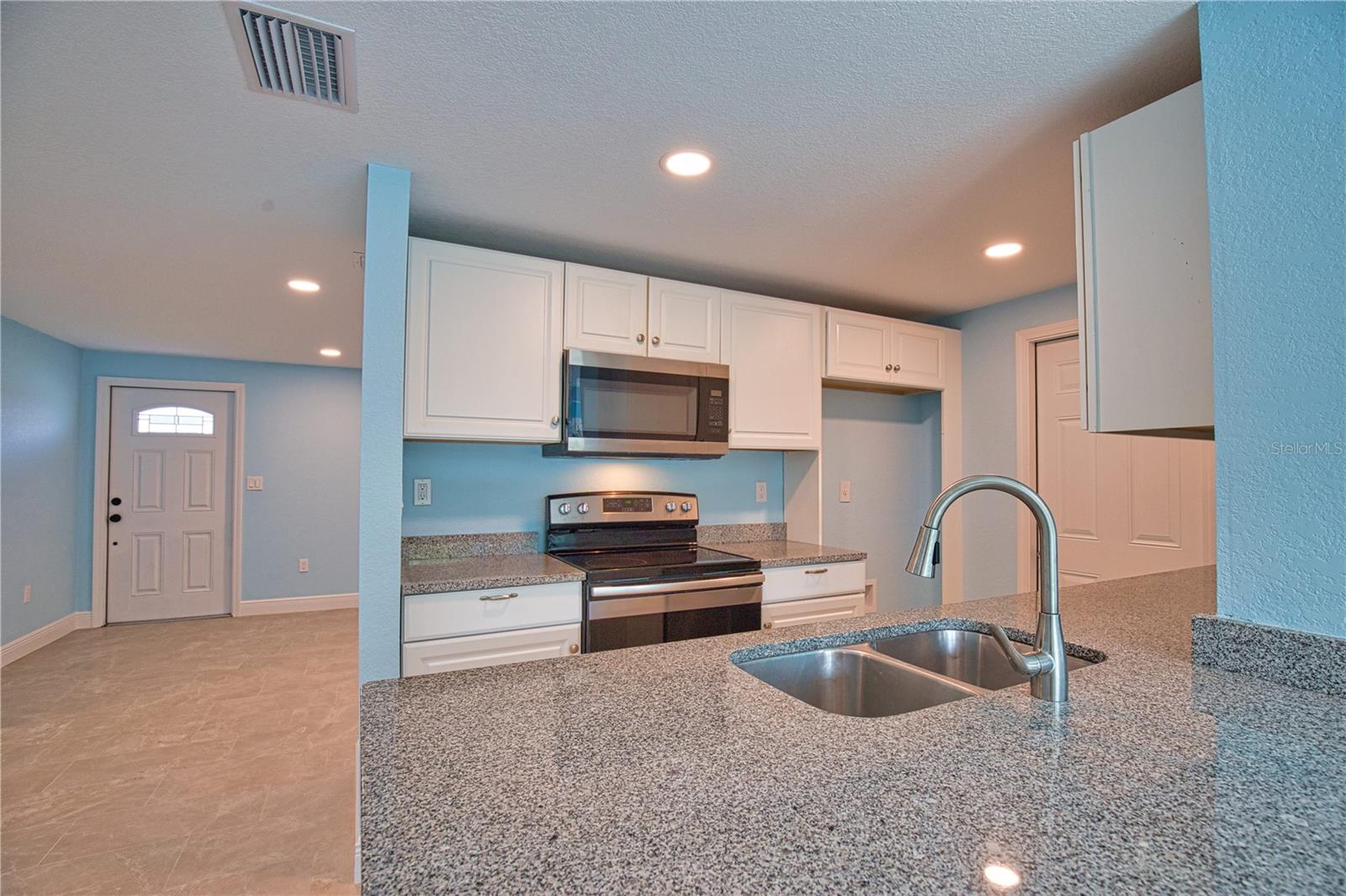 2428 COLLINGSWOOD BLVD, PORT CHARLOTTE, FL, 33948