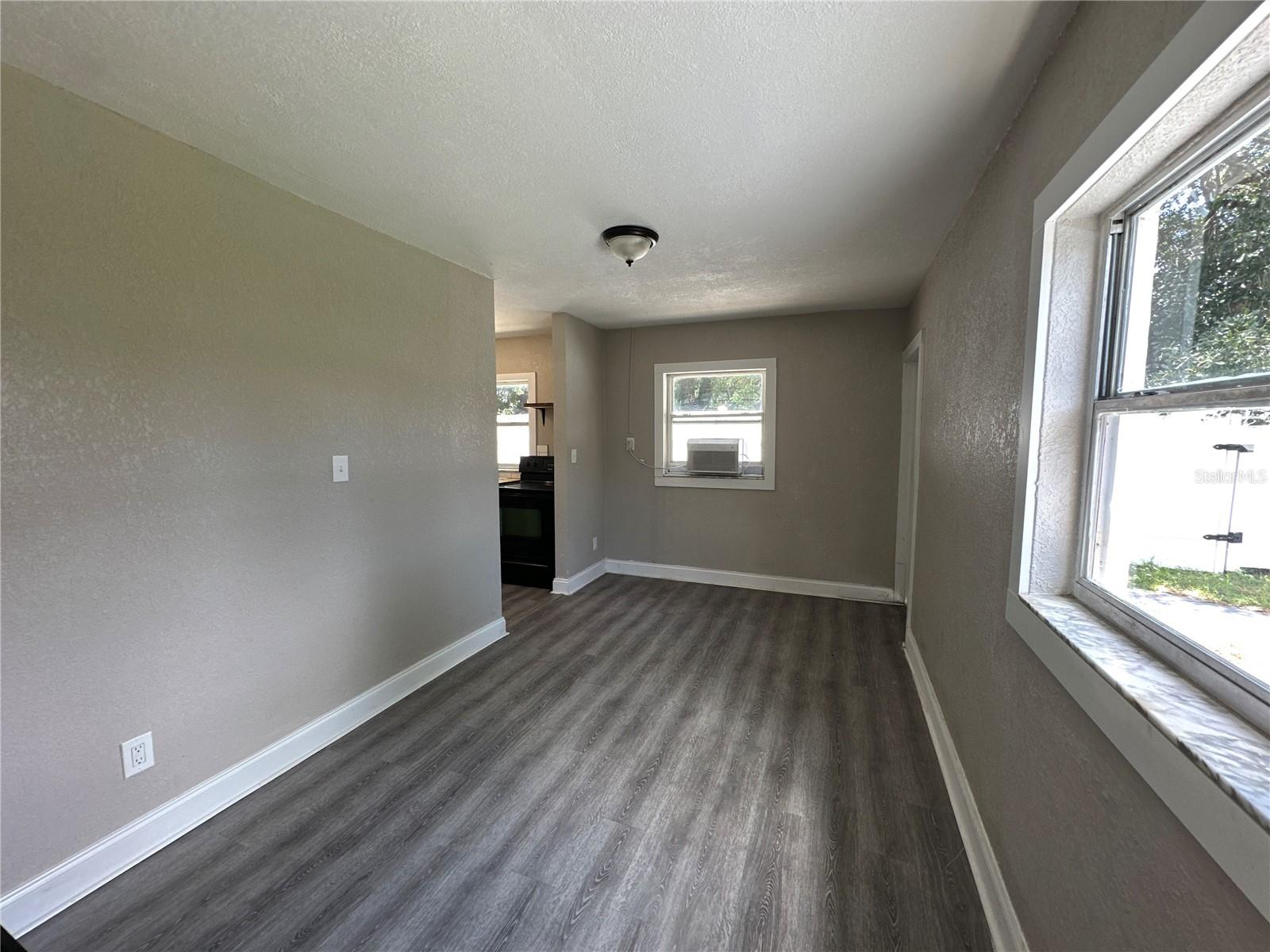 3105 W SPRUCE ST, TAMPA, FL, 33607