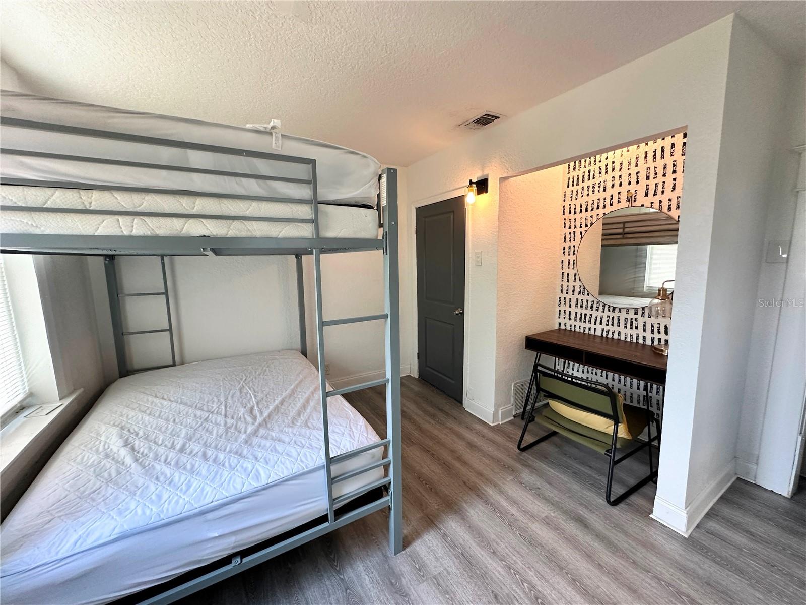 3105 W SPRUCE ST, TAMPA, FL, 33607