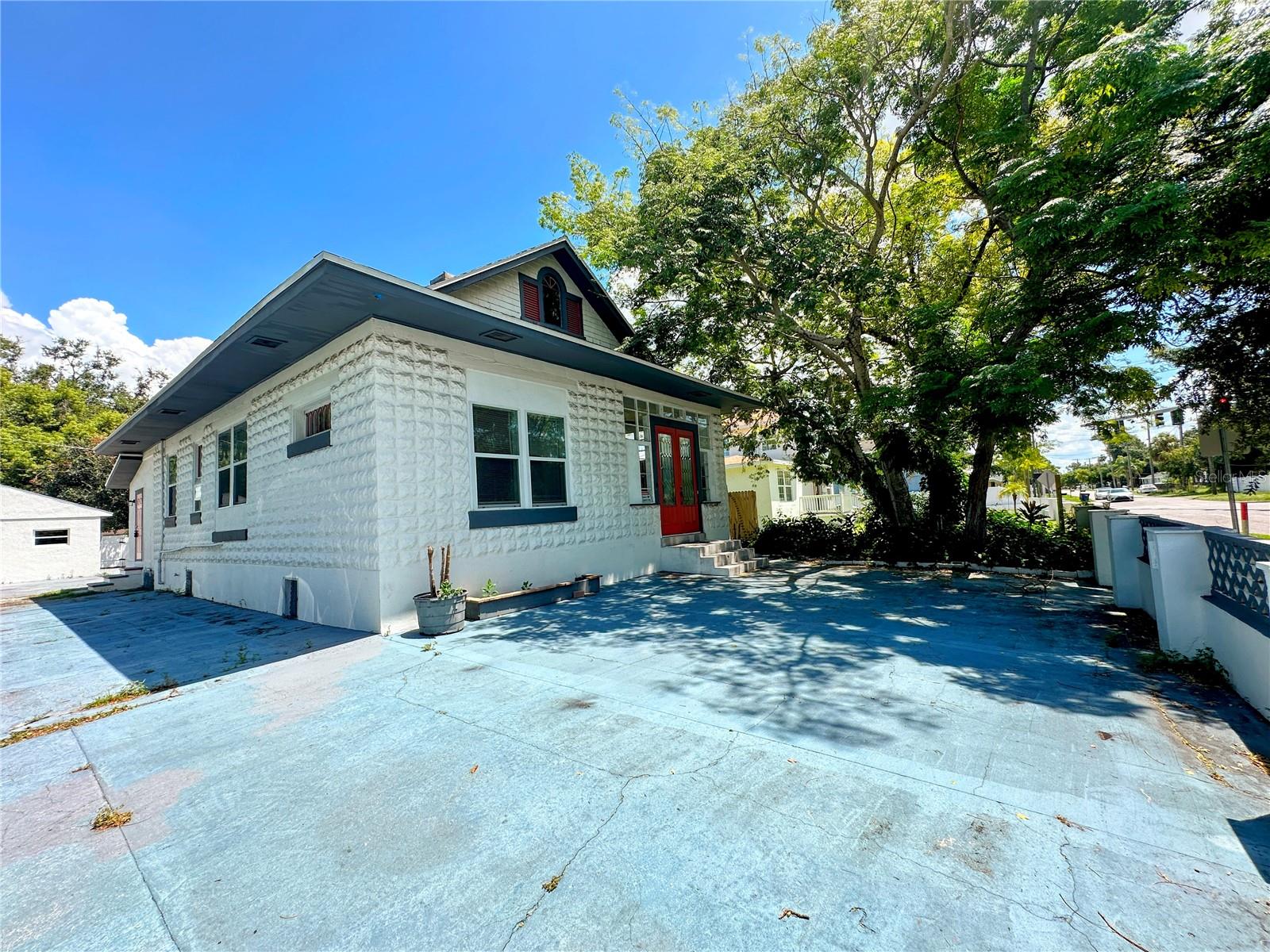 3105 W SPRUCE ST, TAMPA, FL, 33607