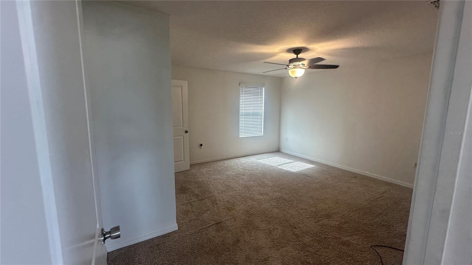 9766 TRONCAIS CIR, THONOTOSASSA, FL, 33592