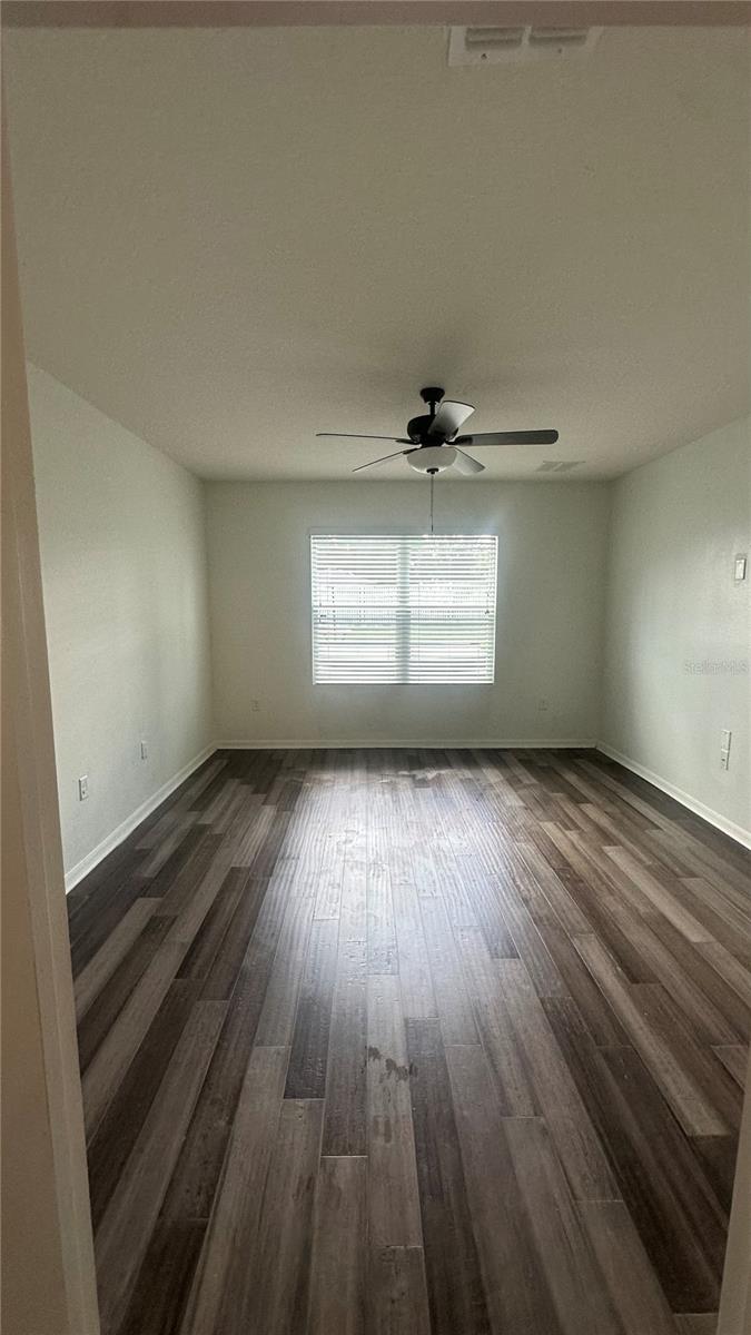 9766 TRONCAIS CIR, THONOTOSASSA, FL, 33592