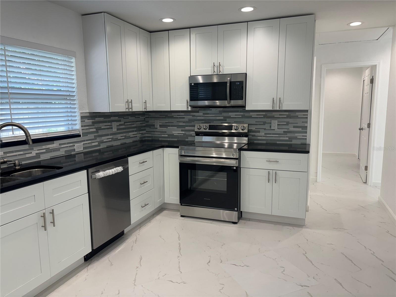 640 SAN SALVADOR DR, DUNEDIN, FL, 34698