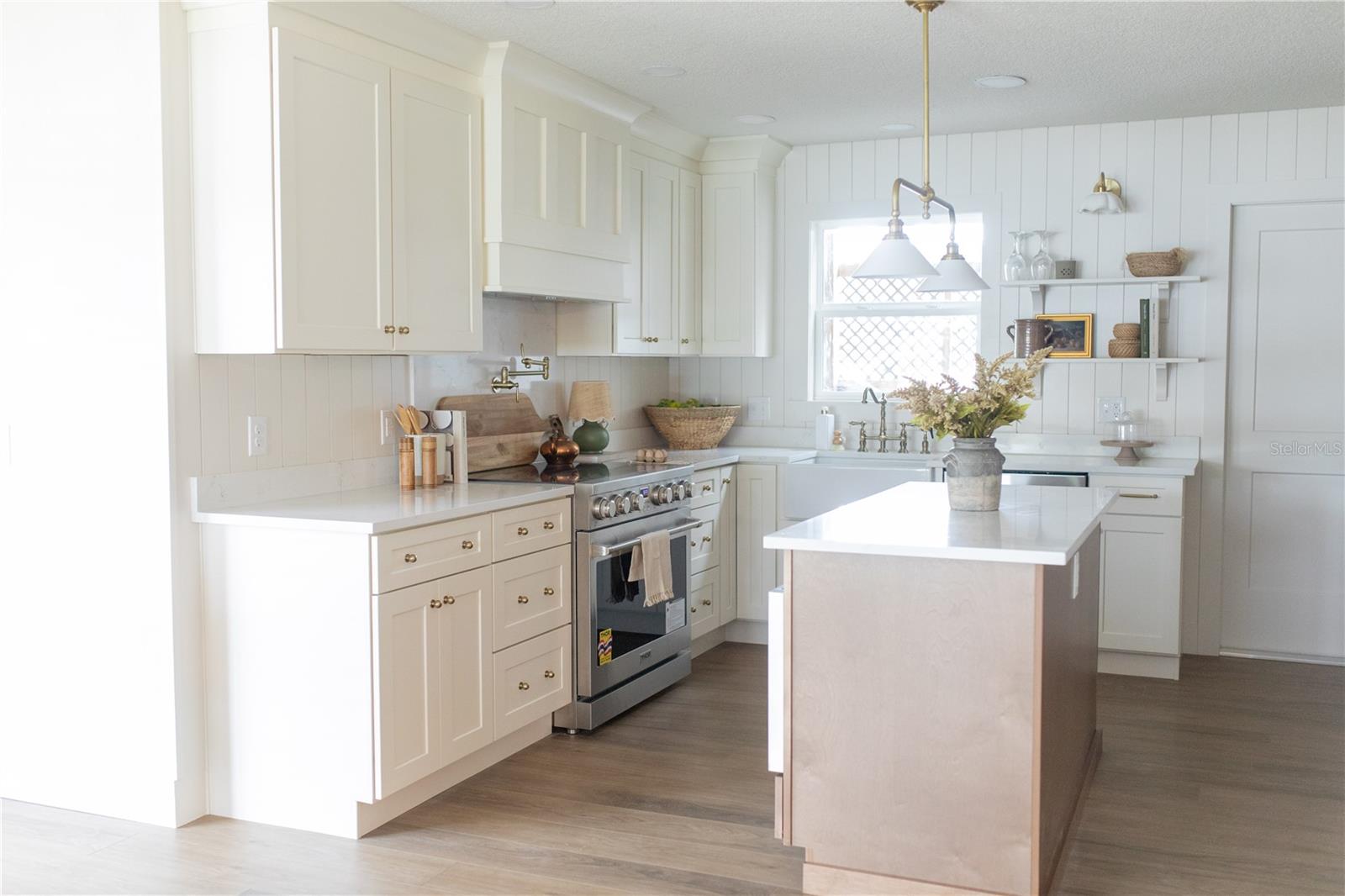 320 RODEO RD, ORMOND BEACH, FL, 32174