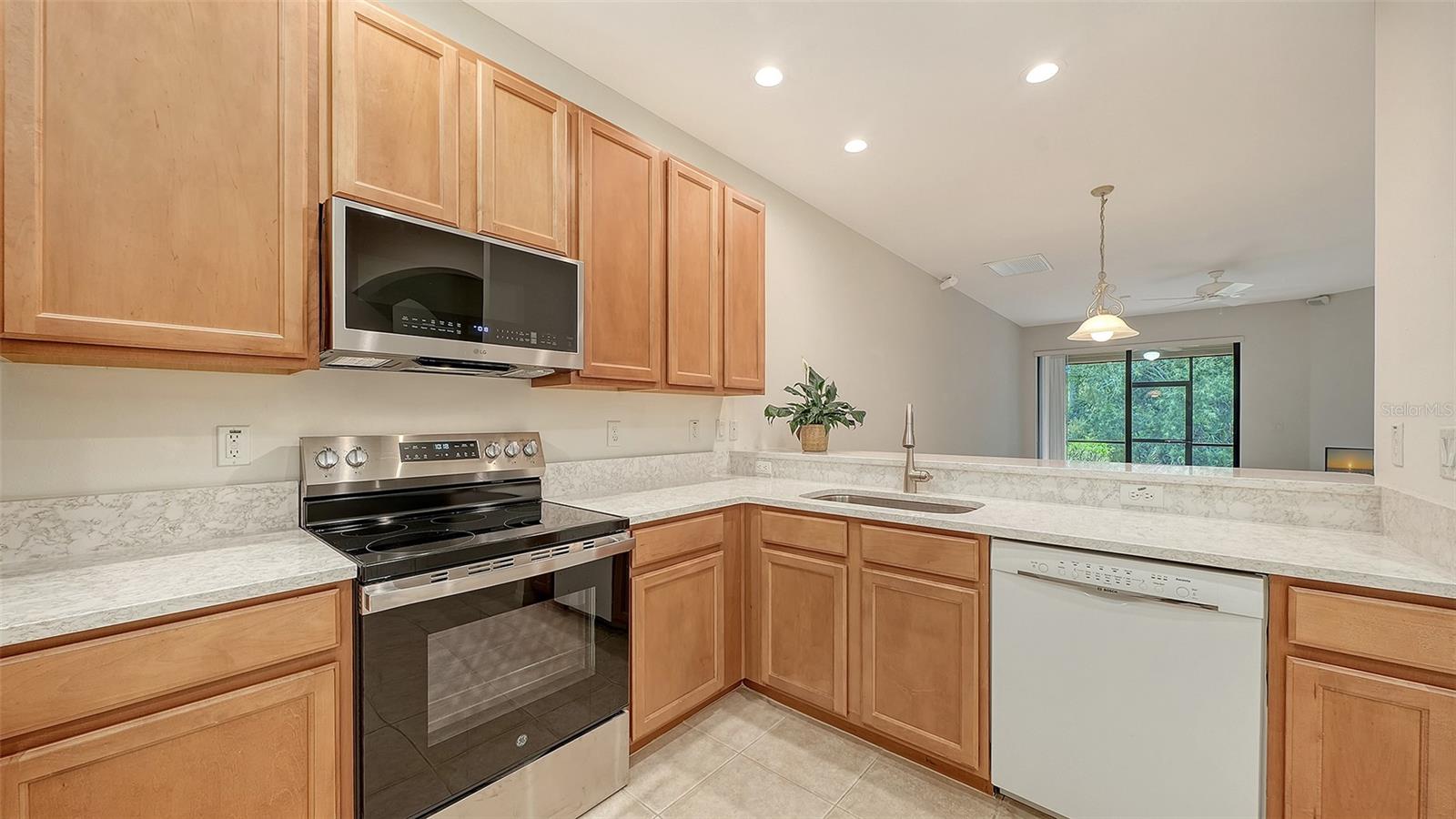 1821 BATELLO DR, VENICE, FL, 34292