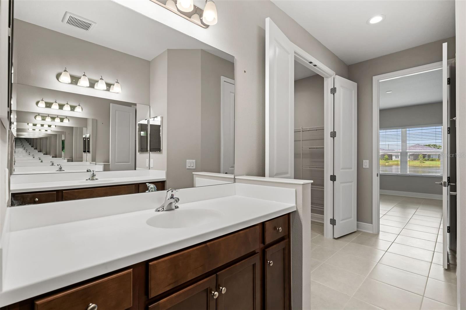 10072 LAKE WALES CIR, SARASOTA, FL, 34241