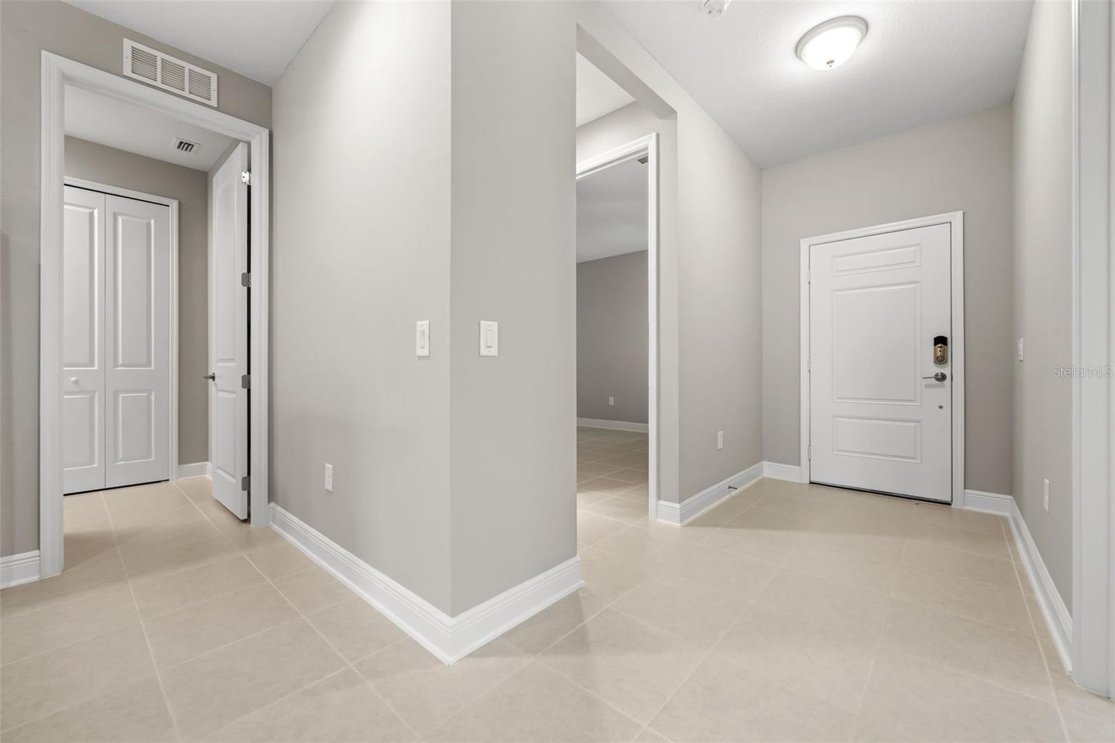 10072 LAKE WALES CIR, SARASOTA, FL, 34241