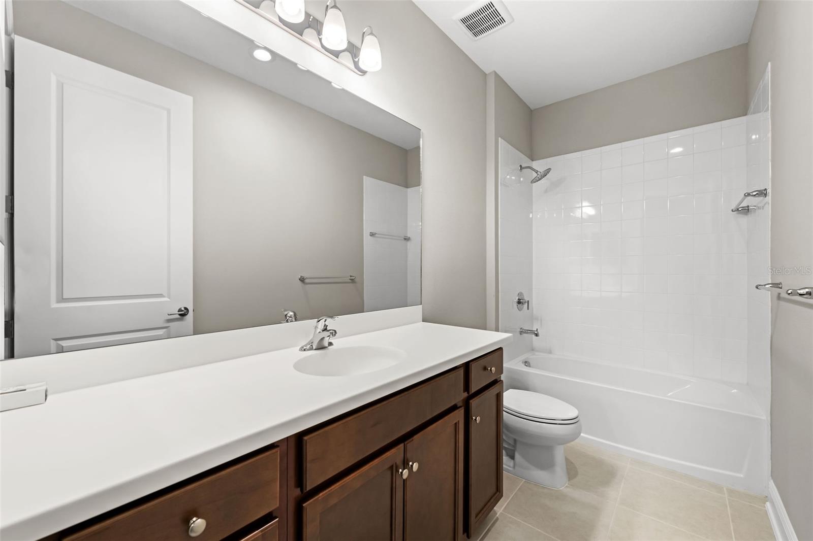 10072 LAKE WALES CIR, SARASOTA, FL, 34241