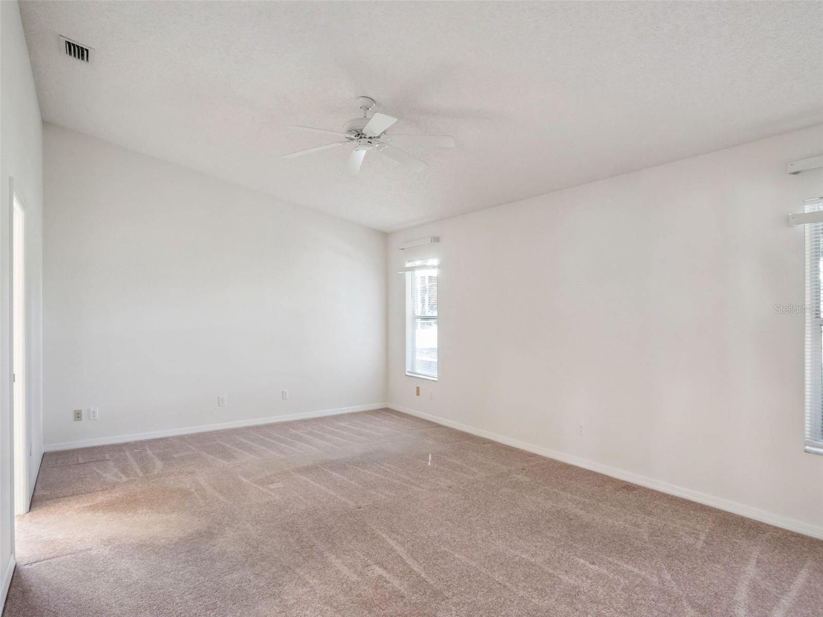 5616 LAVER ST, LEESBURG, FL, 34748