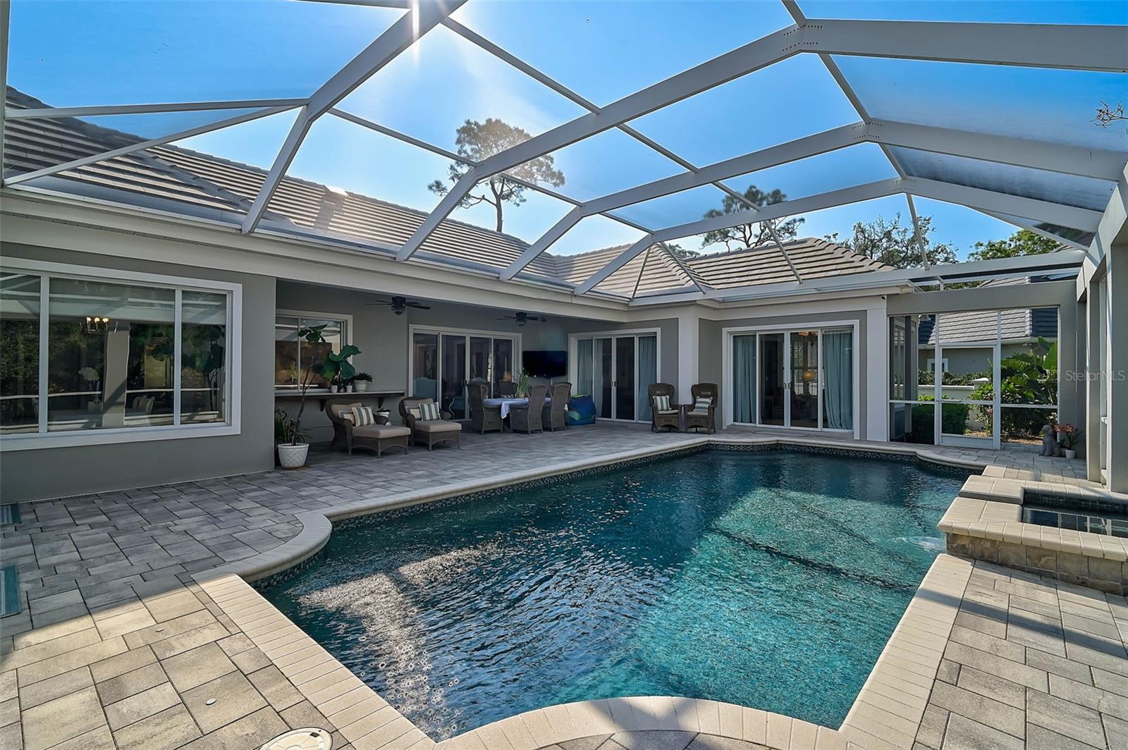 A4667740 Property Photo