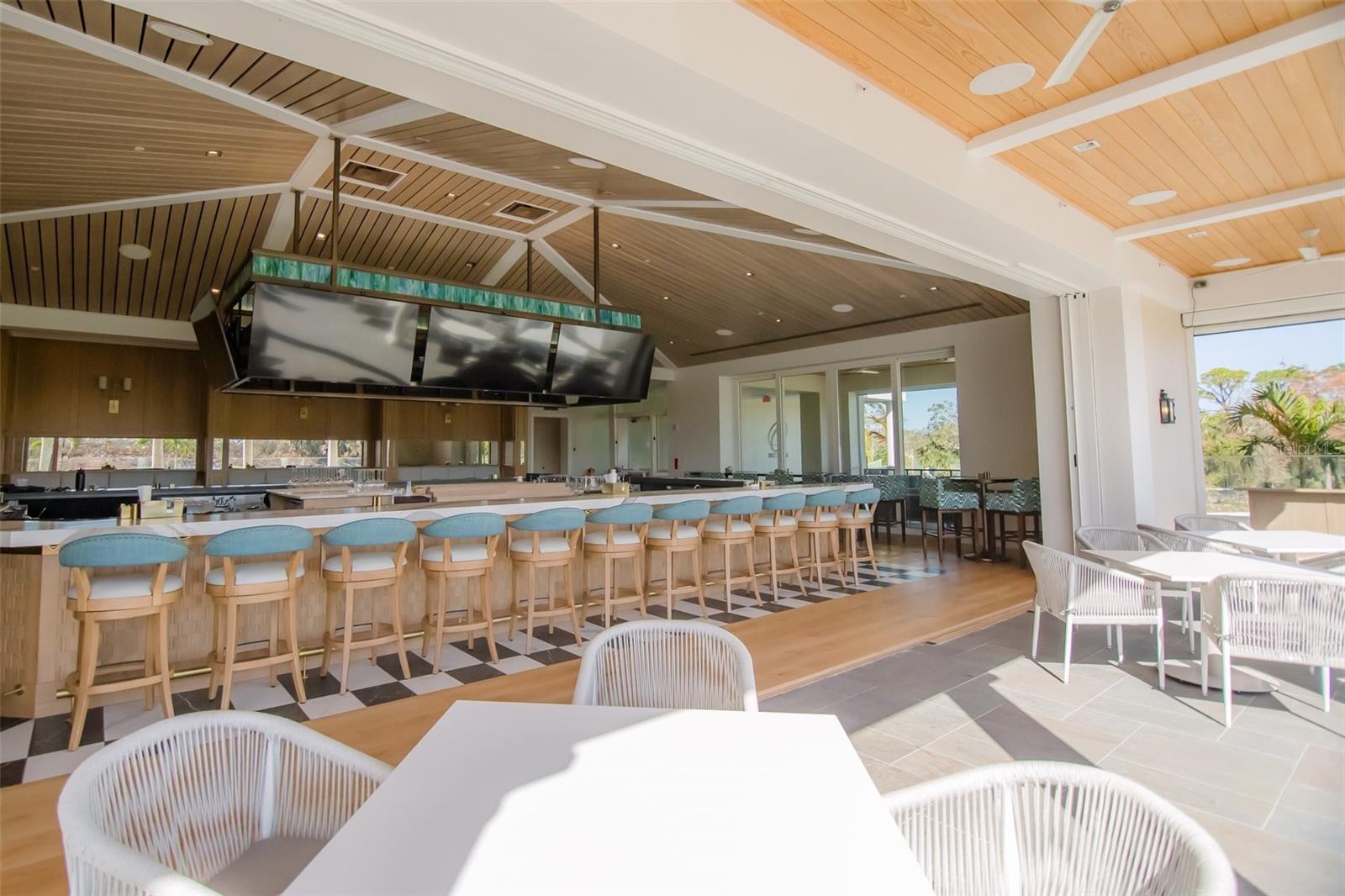 A4667740 Property Photo